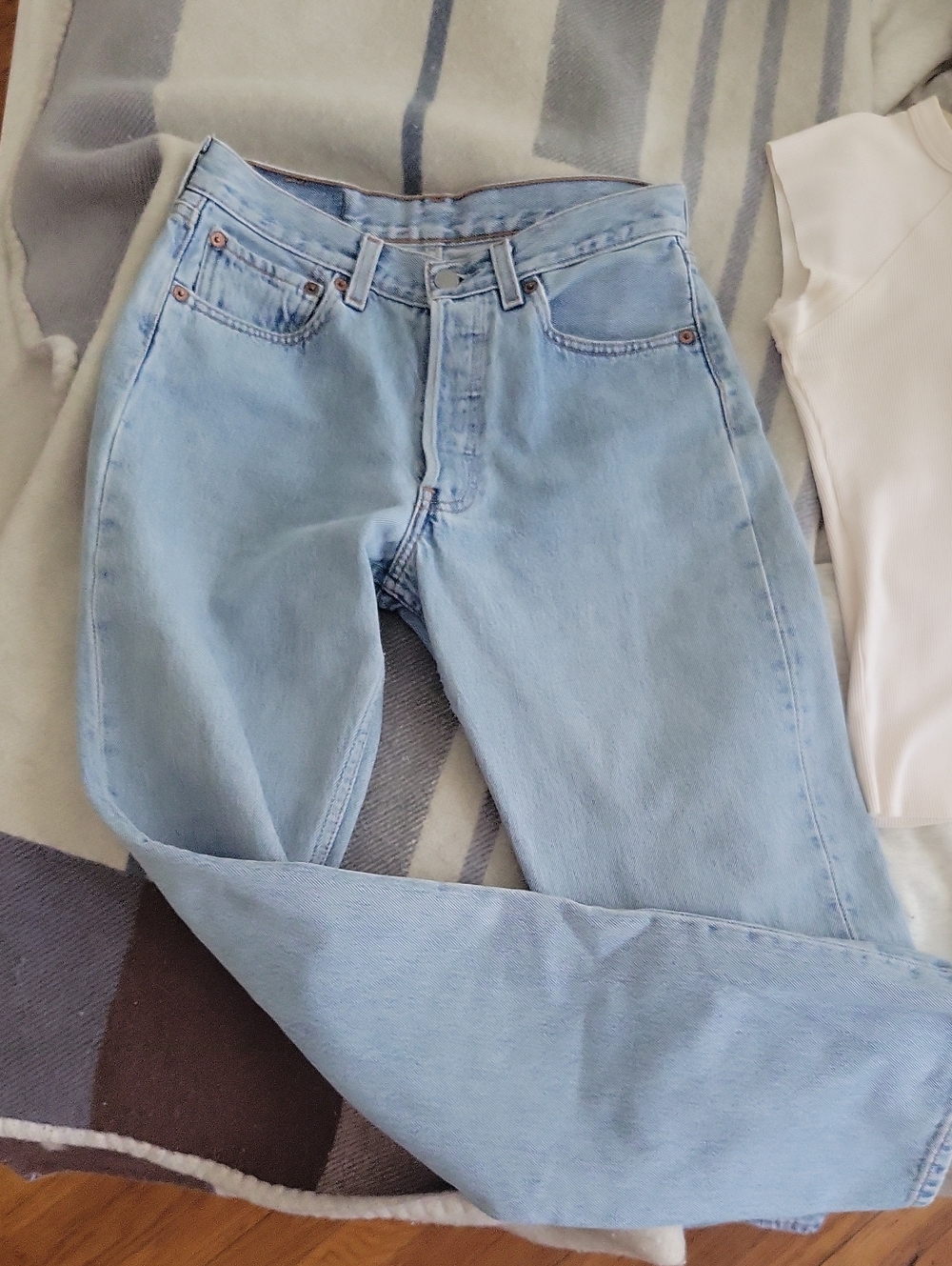 Light Blue Vintage Levi 501 Jeans